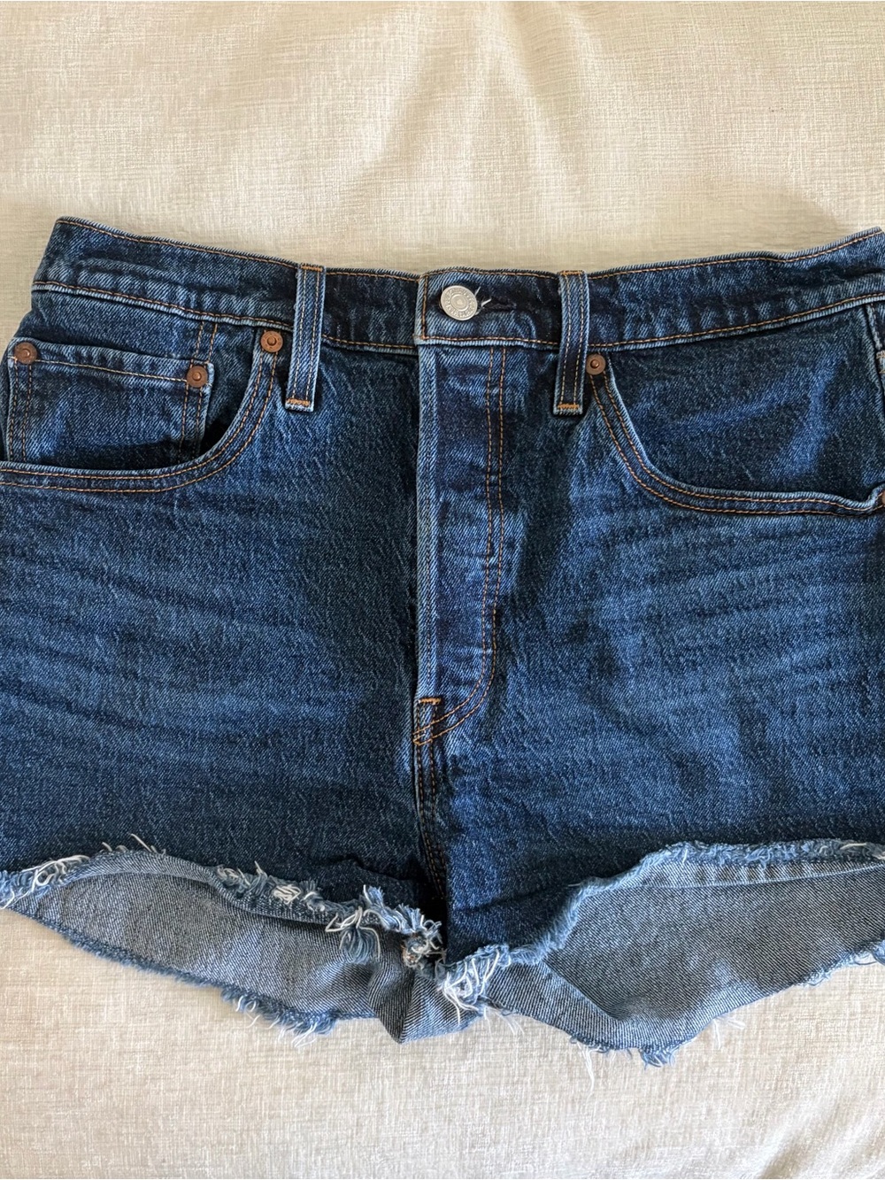 Levis 501 blue dark wash shorts